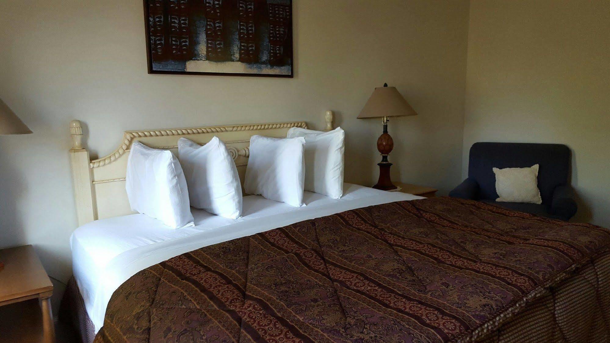Putnam Lodge Hotel And Spa Cross City Екстер'єр фото