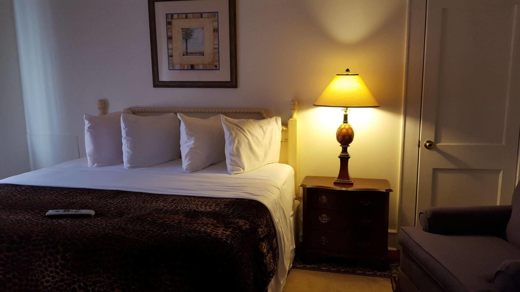Putnam Lodge Hotel And Spa Cross City Екстер'єр фото